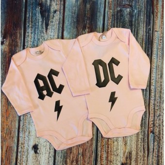 LOT DE 2 BODIES " AC...DC " manches au choix Par2cmieux