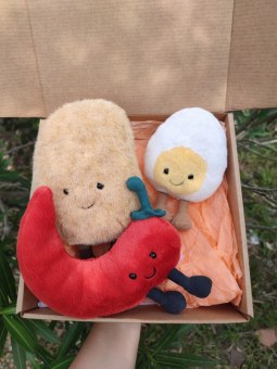 BOX PIQUE-NIQUE PELUCHE JELLYCAT