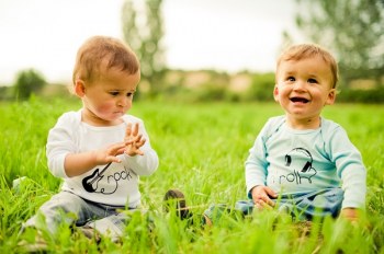 LOT DE 2 T-SHIRTS "Rock n' Roll " manches longues Par2cmieux