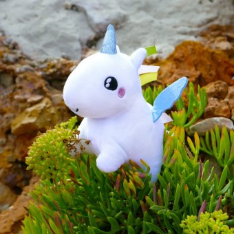 VEILLEUSE PELUCHE LUMINEUSE NOMADE LICORNE Pabobo